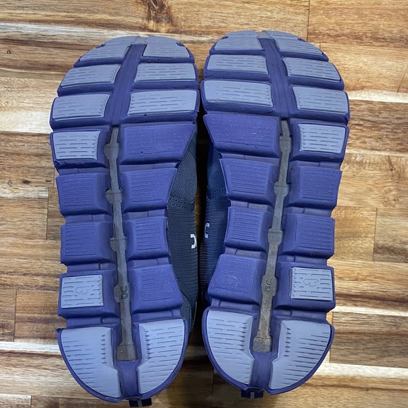 On Cloud Men's On Cloud 6 Waterproof Navy Sneakers - Picture 11 of 11